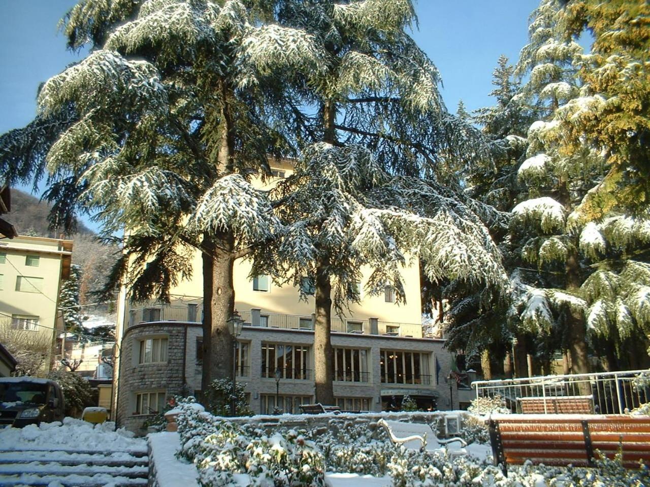 Hotel Miravalle 2000 Ліццано-ін-Бельведере Екстер'єр фото
